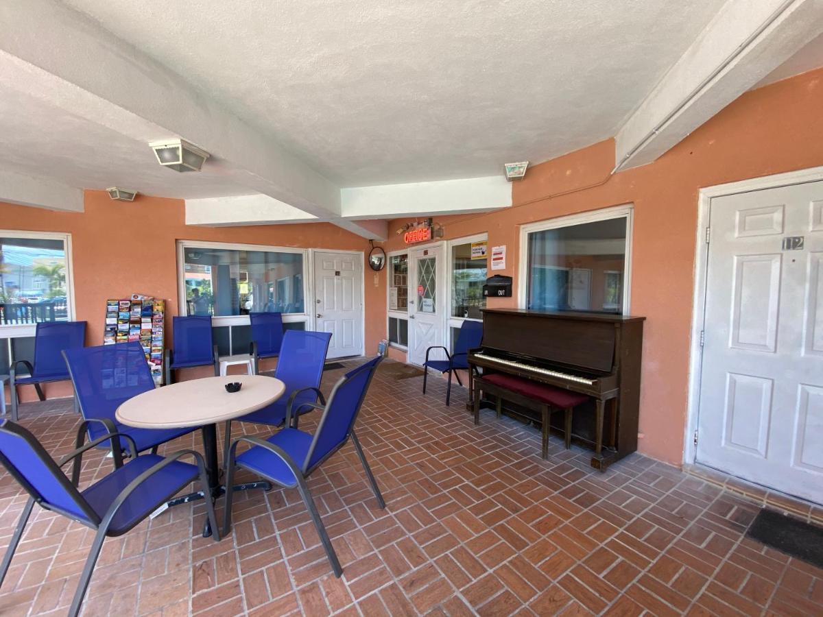 Rose Motel Clearwater Beach Exterior photo